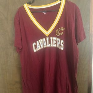 Cleveland cavs shirt